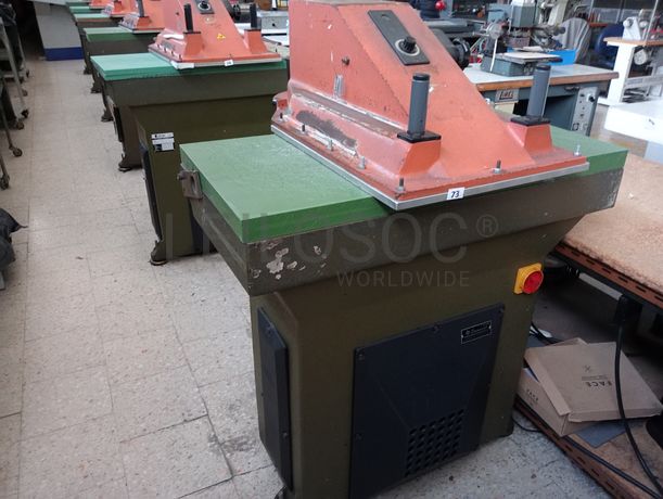 Máquina de Entretelar · Balancé de Braço