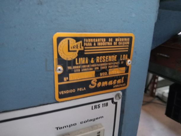 Máquina de Entretelar · Balancé de Braço