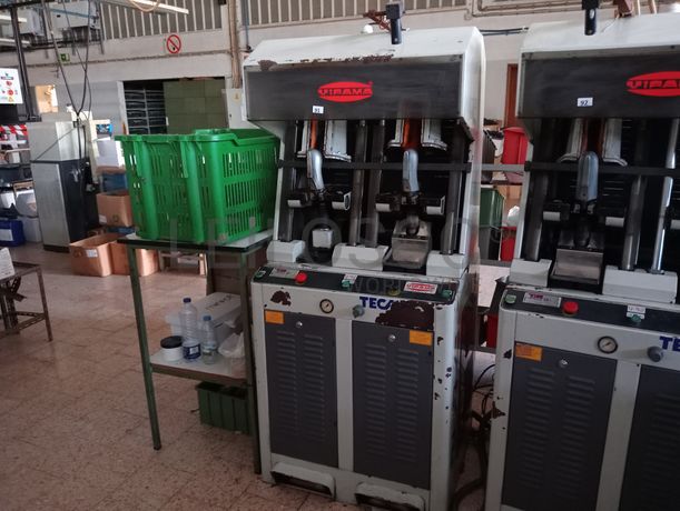 Máquinas de Contrafortes