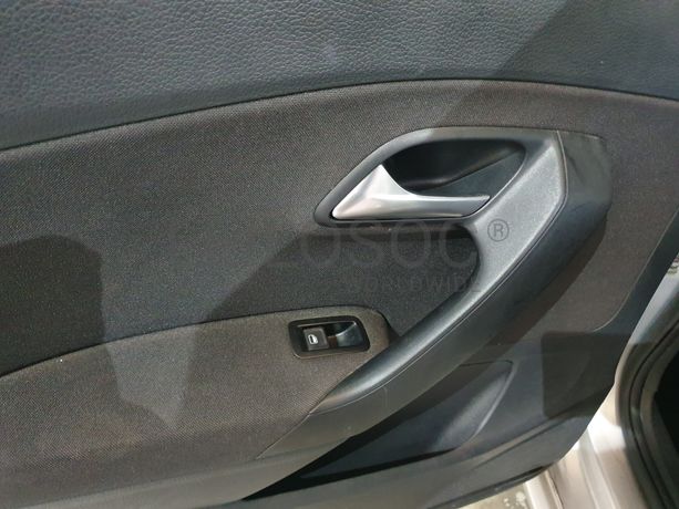 Volkswagen Polo · Ano 2016