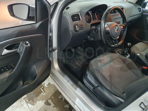 Volkswagen Polo · Ano 2016