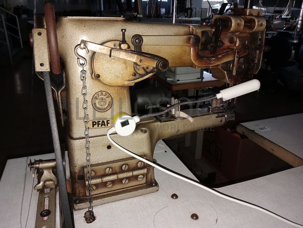 Máquinas de Coluna Alta · Máquina de Coser · Máquinas de Braço · Máquina de Bainha · Máquina de Ilhoses