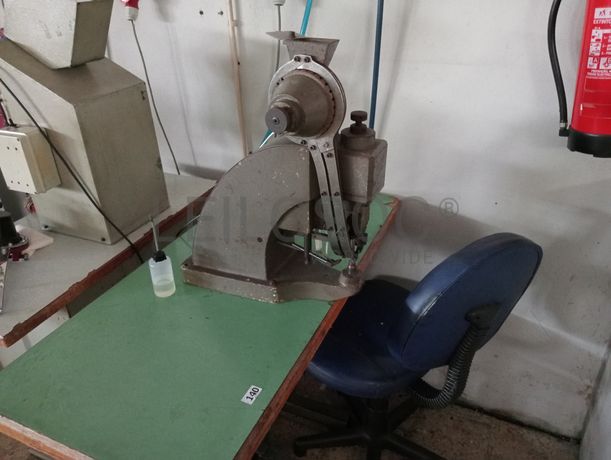 Máquina de Bazar · Máquinas de Ilhoses · Máquina de Meter Fita