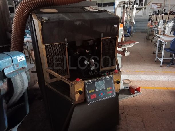 Máquina de Riscar · Máquina de Cardar