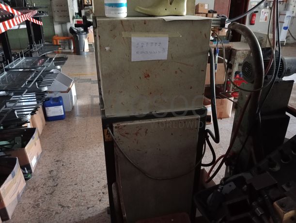 Máquina de Montar Bicos · Máquina de Agrafar · Máquina de Retelhar · Bancada de apoio