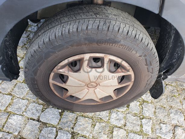 Ford Transit · Ano 2020