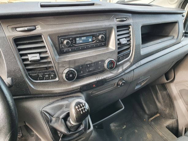 Ford Transit · Ano 2020
