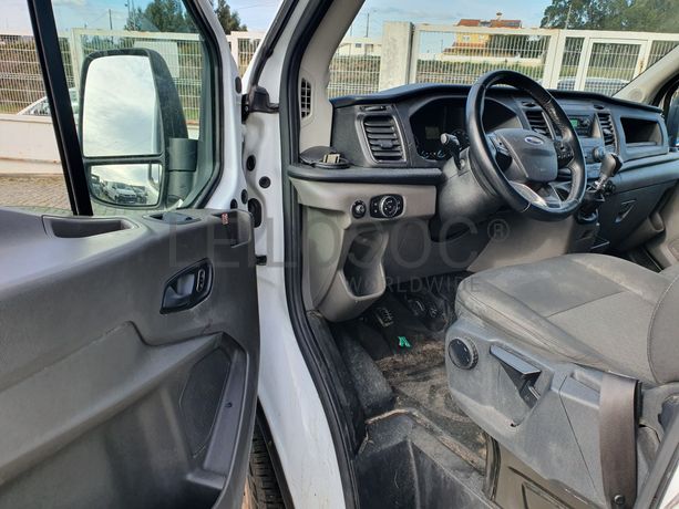 Ford Transit · Ano 2020