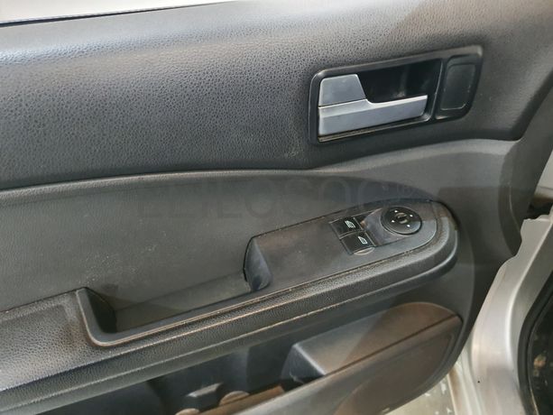 Ford Focus C-Max · Ano 2004