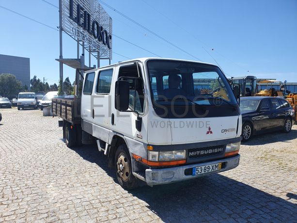 Mitsubishi Canter · Ano 2004