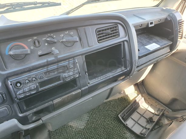 Mitsubishi Canter · Ano 2004