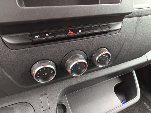 Renault Master · Ano 2021