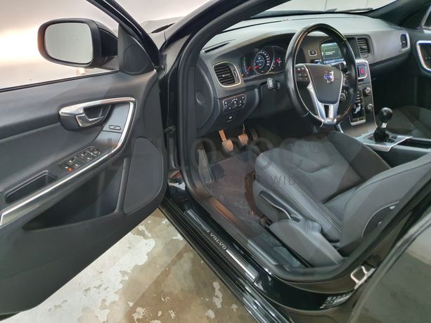 Volvo V60 · Ano 2013