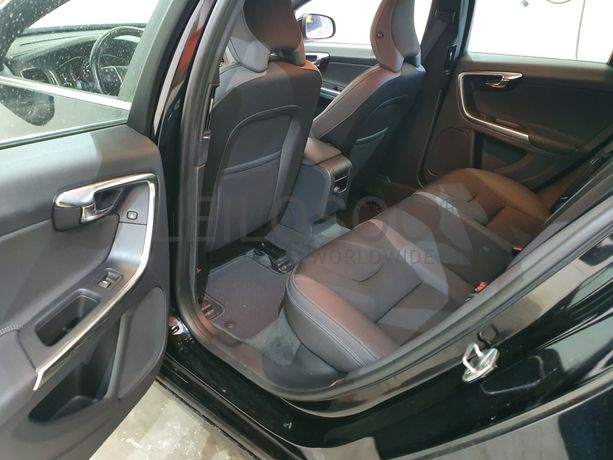 Volvo V60 · Ano 2013