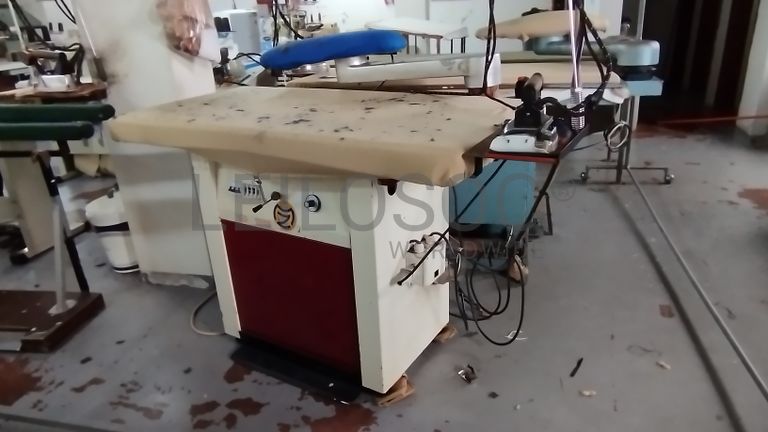 Vestuário · Matérias-Primas · Equipamentos Indústria Têxtil · Equipamento de Escritório