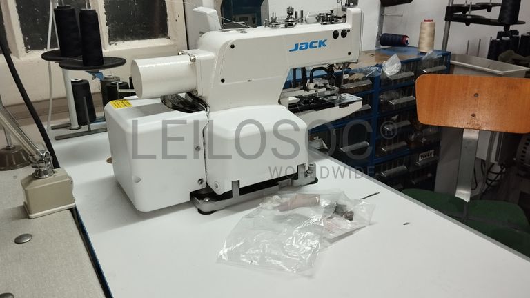 Vestuário · Matérias-Primas · Equipamentos Indústria Têxtil · Equipamento de Escritório