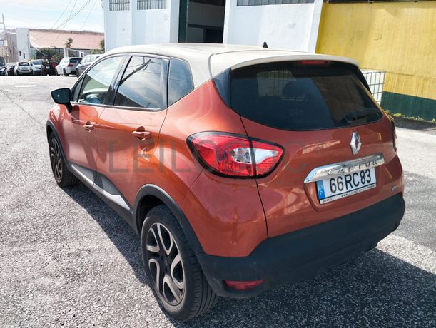Renault Captur DCI · Ano 2016