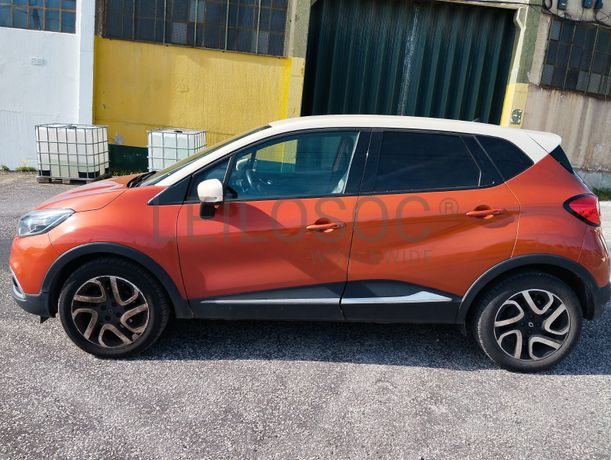 Renault Captur DCI · Ano 2016