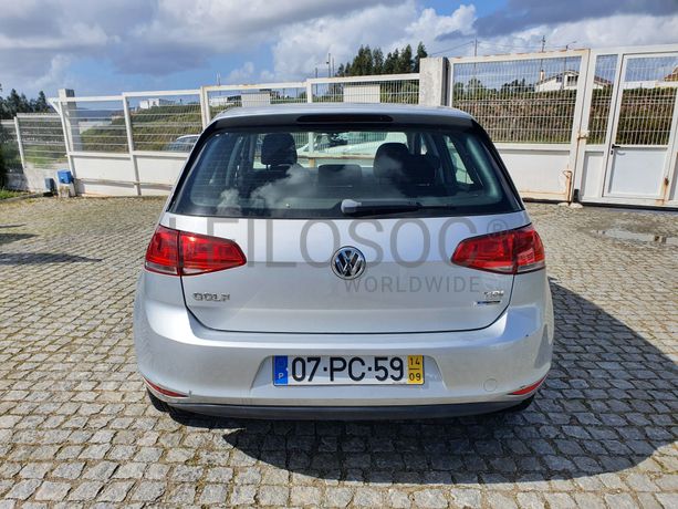 Volkswagen Golf · Ano 2009