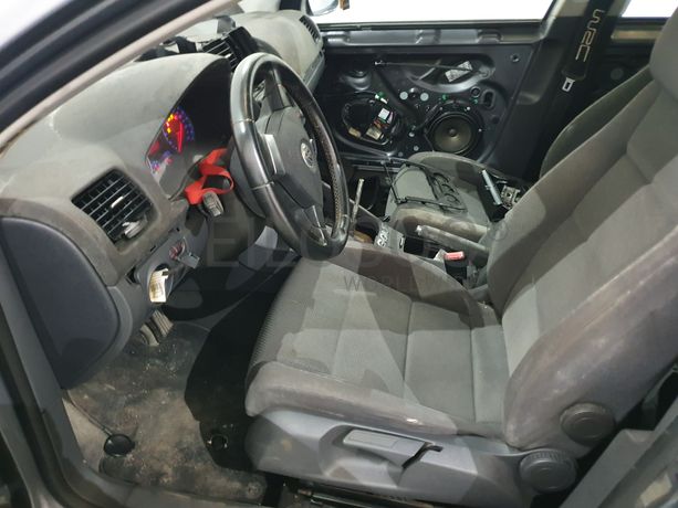 Volkswagen Golf · Ano 2006