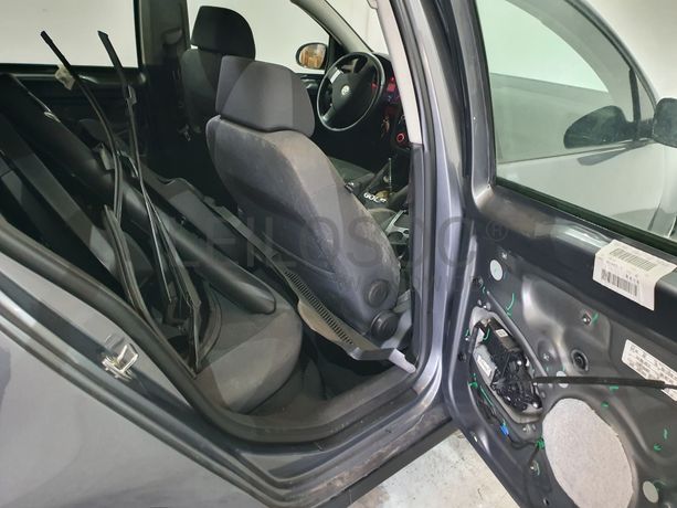 Volkswagen Golf · Ano 2006