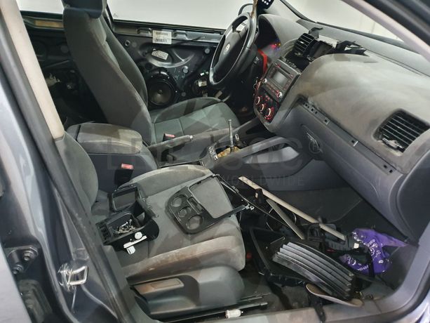 Volkswagen Golf · Ano 2006