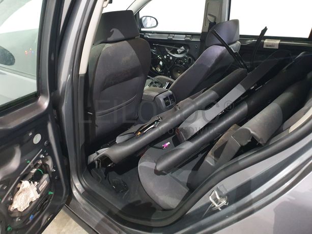 Volkswagen Golf · Ano 2006