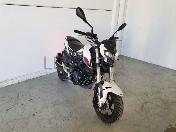 Benelli TNT 125 · Ano 2023
