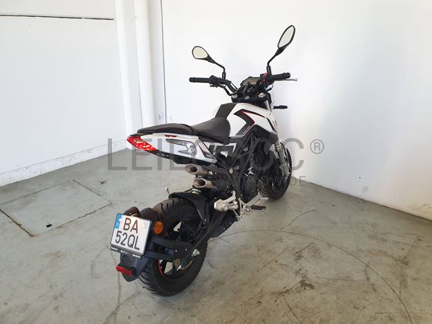 Benelli TNT 125 · Ano 2023