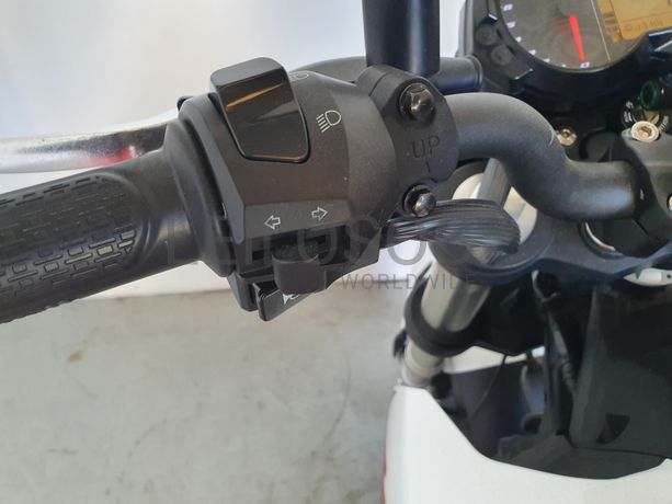 Benelli TNT 125 · Ano 2023