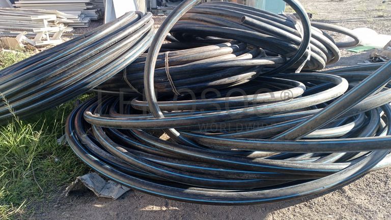 Rolos de tubos p/ canalização