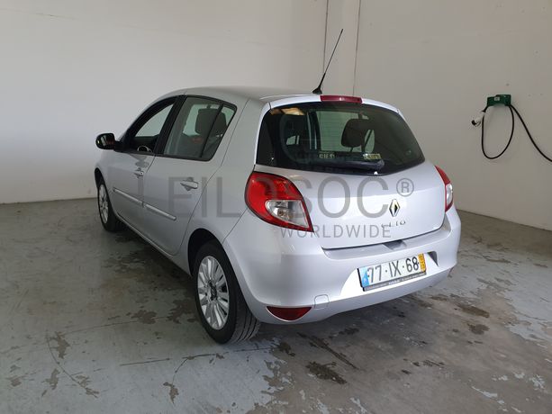 Renault Clio · Ano 2010