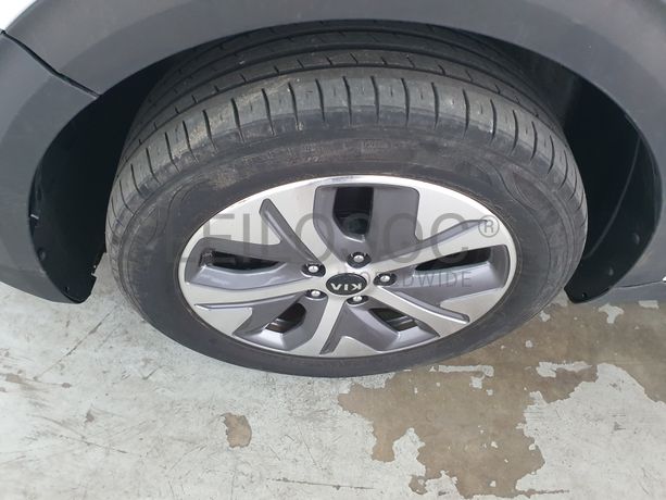 Kia E-Niro · Ano 2019