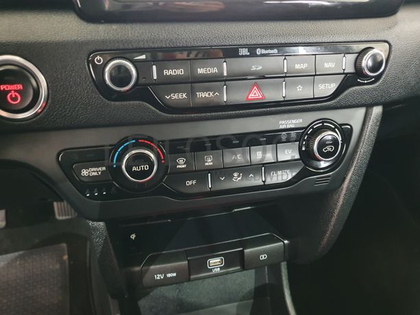 Kia E-Niro · Ano 2019