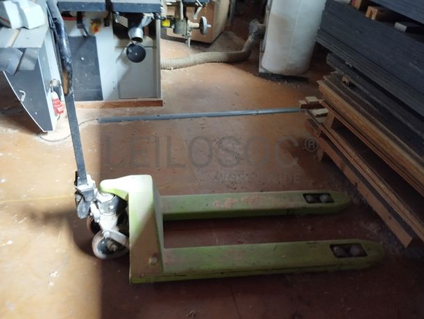 Equipamentos · Matéria-prima · Indústrias Carpintaria e Construção Civil