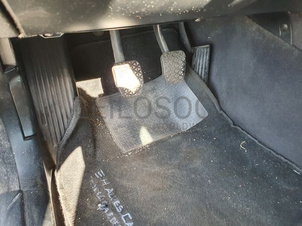 BMW 318D · Ano 2002