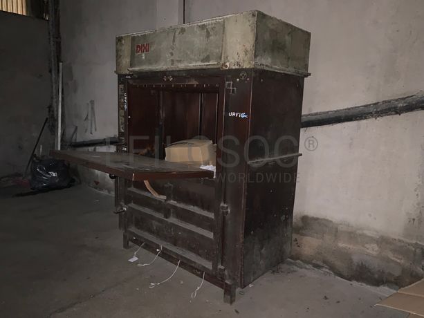 Máquina Enfardar Dixi 15s