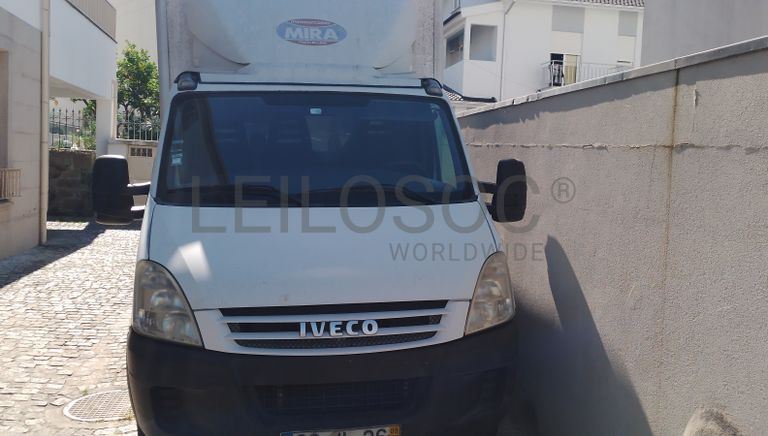 Iveco Daily · Ano 2009