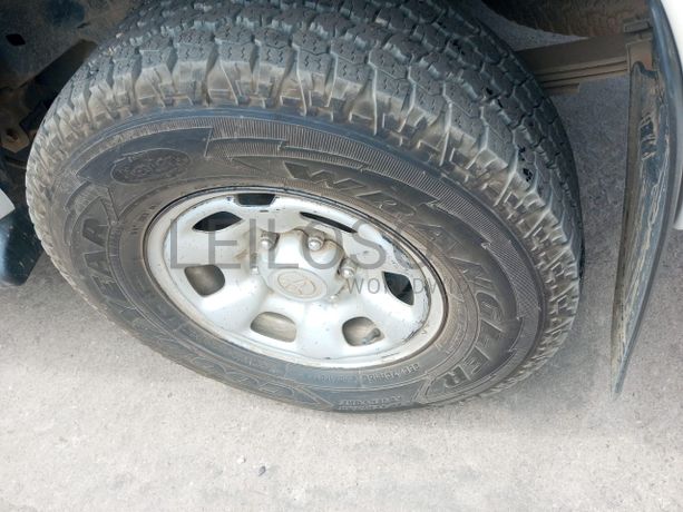 Toyota Hilux 2.5 · Ano 2015