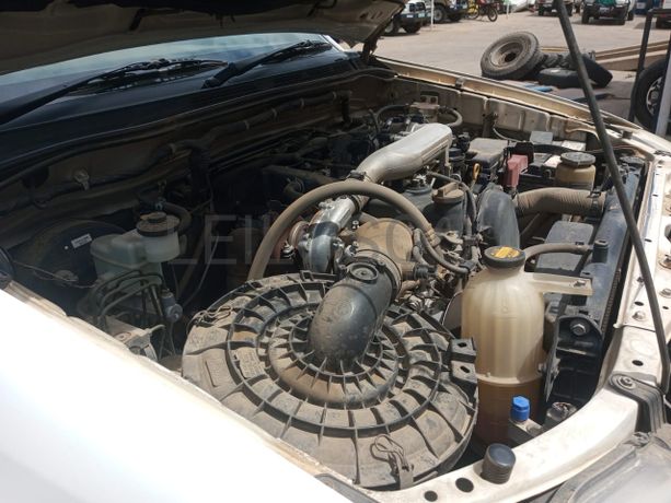 Toyota Hilux 2.5 · Ano 2015