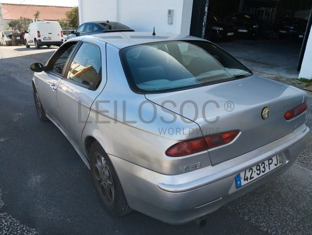 Alfa Romeu 156 Sedan 1.6 16V Twin Spark · Ano 2000