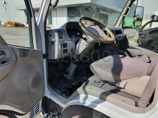 Toyota Dyna · Grua Palfinger · Tribasculante · Ano 2008