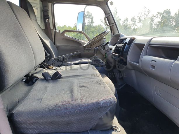 Toyota Dyna · Grua Palfinger · Tribasculante · Ano 2008