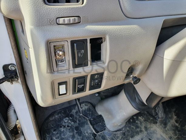 Toyota Dyna · Grua Palfinger · Tribasculante · Ano 2008