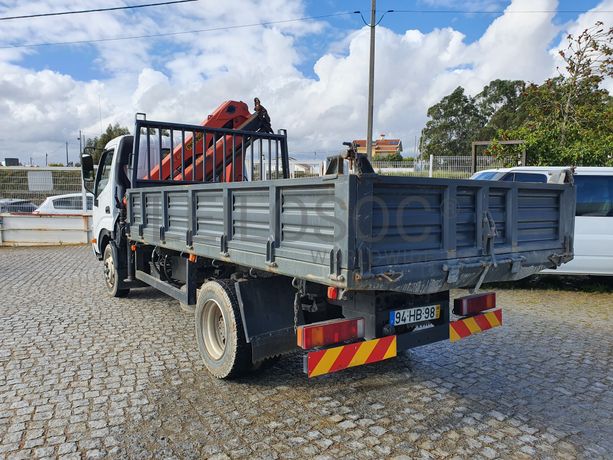 Toyota Dyna · Grua Palfinger · Tribasculante · Ano 2008