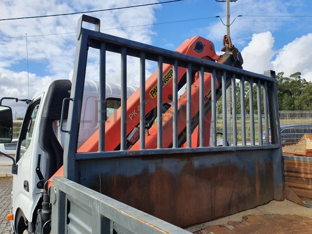 Toyota Dyna · Grua Palfinger · Tribasculante · Ano 2008