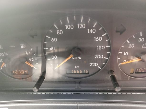 Mercedes Benz ML320 · Ano 2000