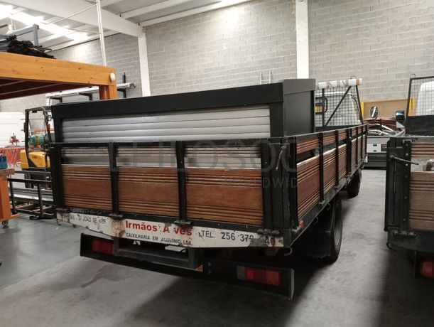 Toyota Dyna 280 · Ano 2001