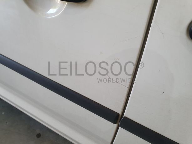 Volkswagen Caddy · Ano 2010
