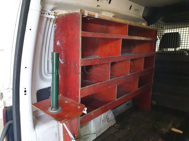 Volkswagen Caddy · Ano 2010